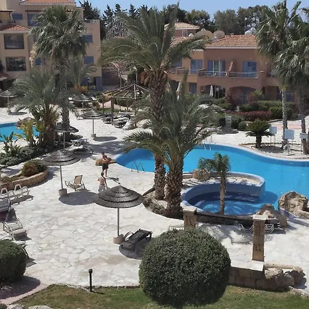Limnaria Pool Facing Apartman *